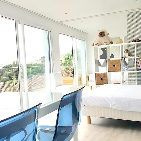 Roof Top Avec Jacuzzi Privatif Apartment Fréjus